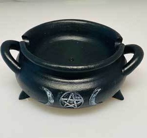3 3/4" Cauldron/ Burner ashtray