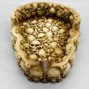5 1/2" Skull ashtray