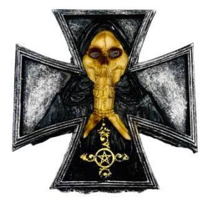 5 1/2" Skull Cross box