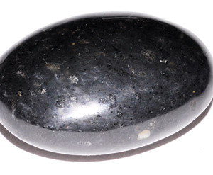 Tourmailne, Black palm stone
