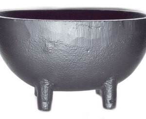 3 1/4"x 5 1/2" Oval cast iron cauldron
