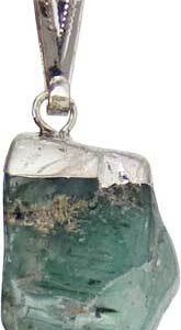 Aquamarine tumbled pendant