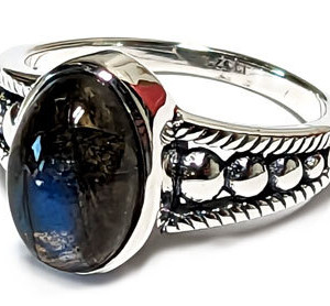 size 8 Labradorite ring