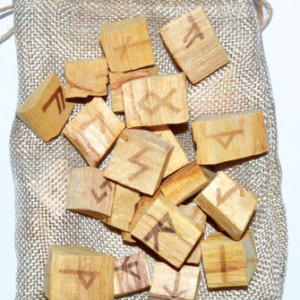 Palo Santo rune set